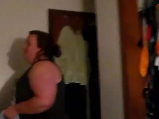 Mamá, juega con xexo casero él.