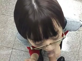 Boob-Feria videos pornos caseros de lesbianas durante un paseo